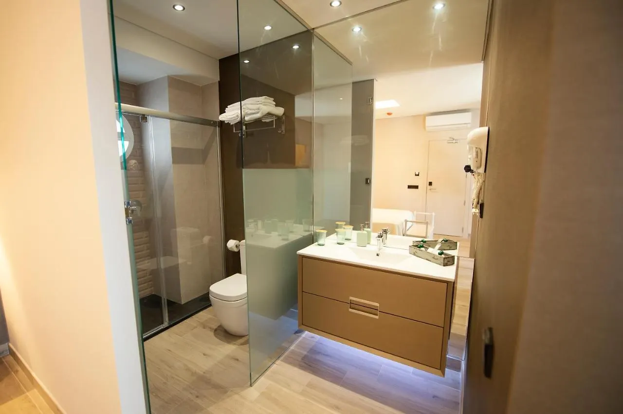 Hotel Diufain Conil De La Frontera 3*,