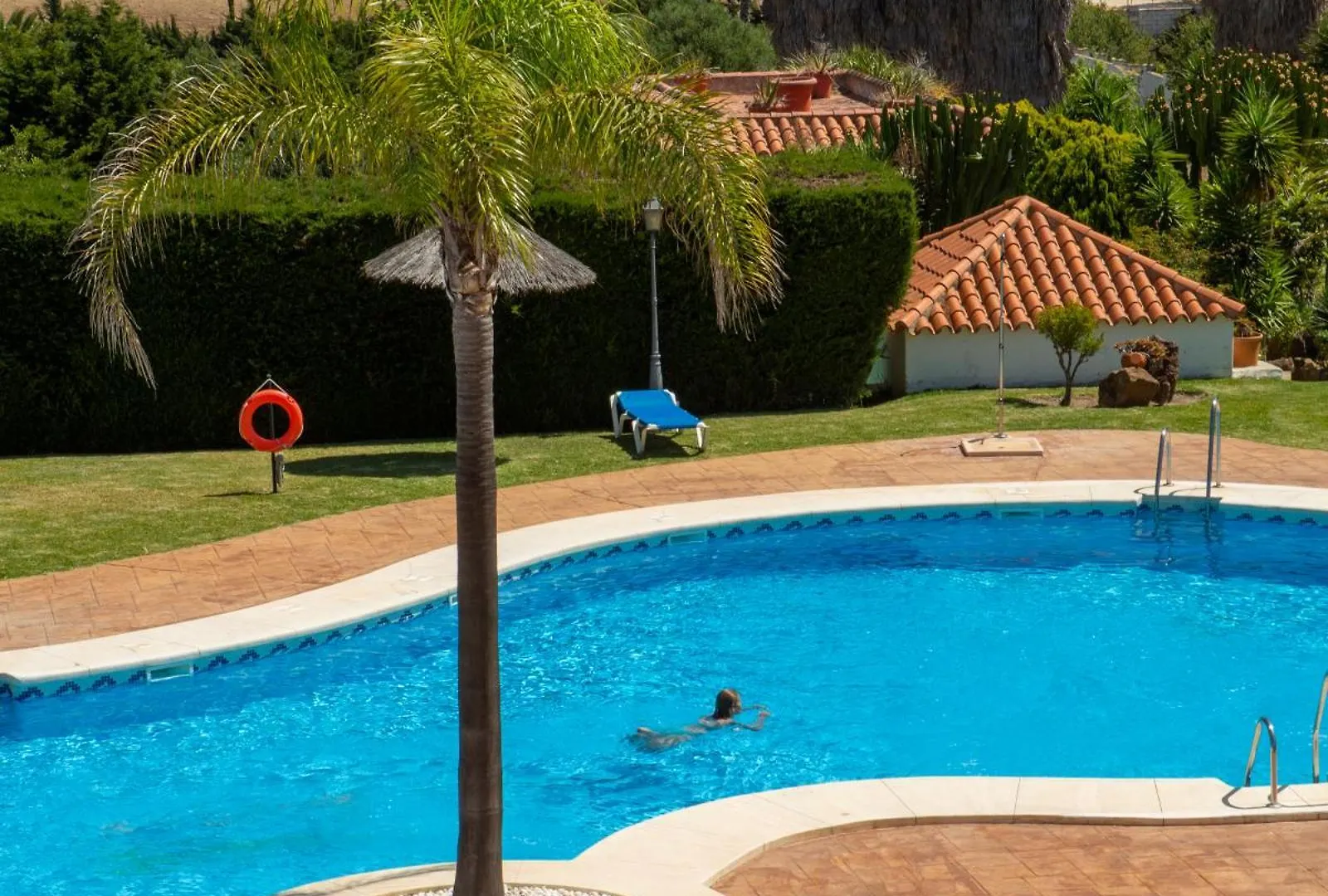 Hotel Diufain Conil De La Frontera