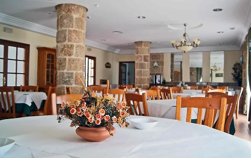Hotel Diufain Conil De La Frontera 3*,
