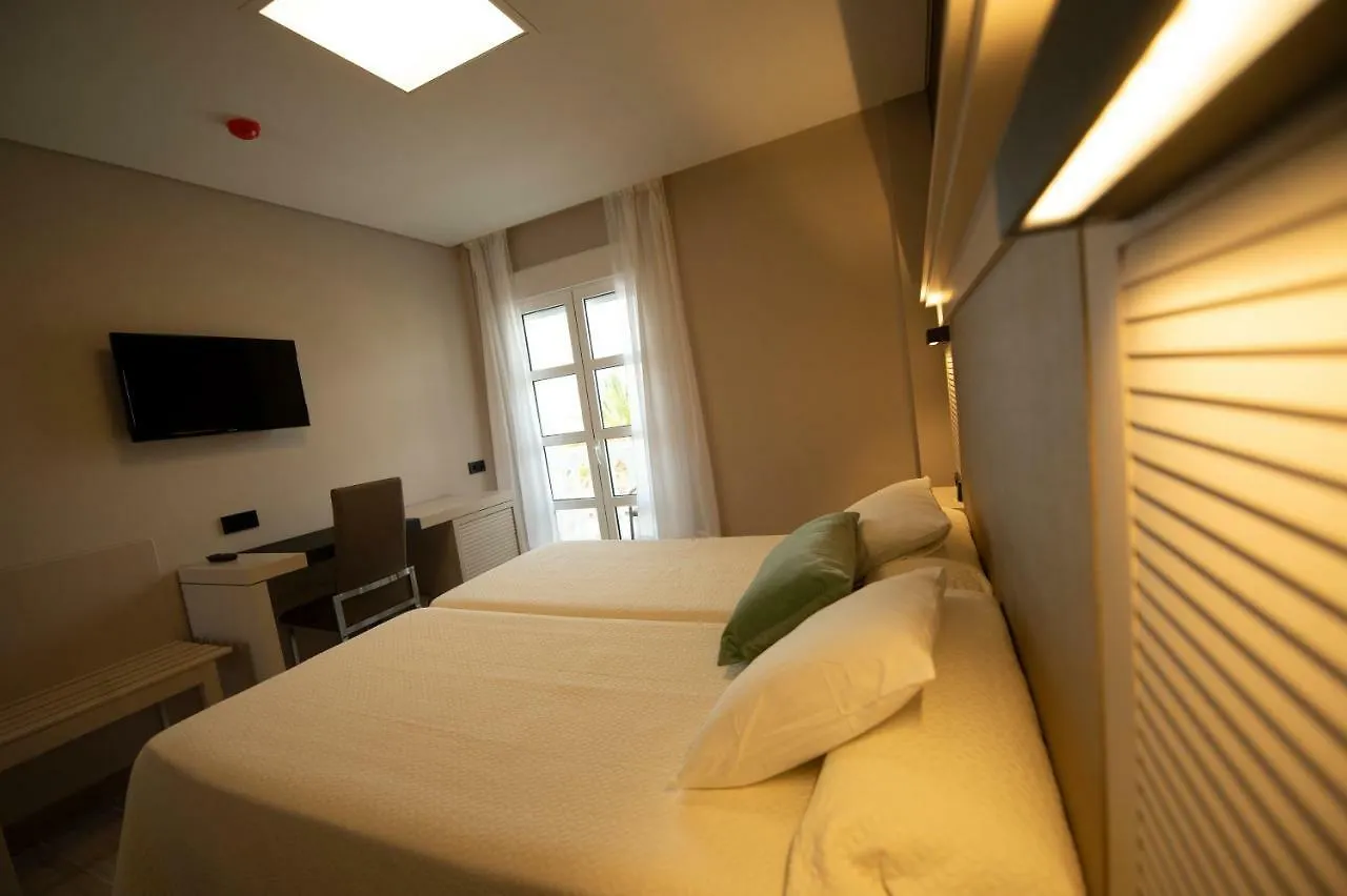 Hotel Diufain Conil De La Frontera